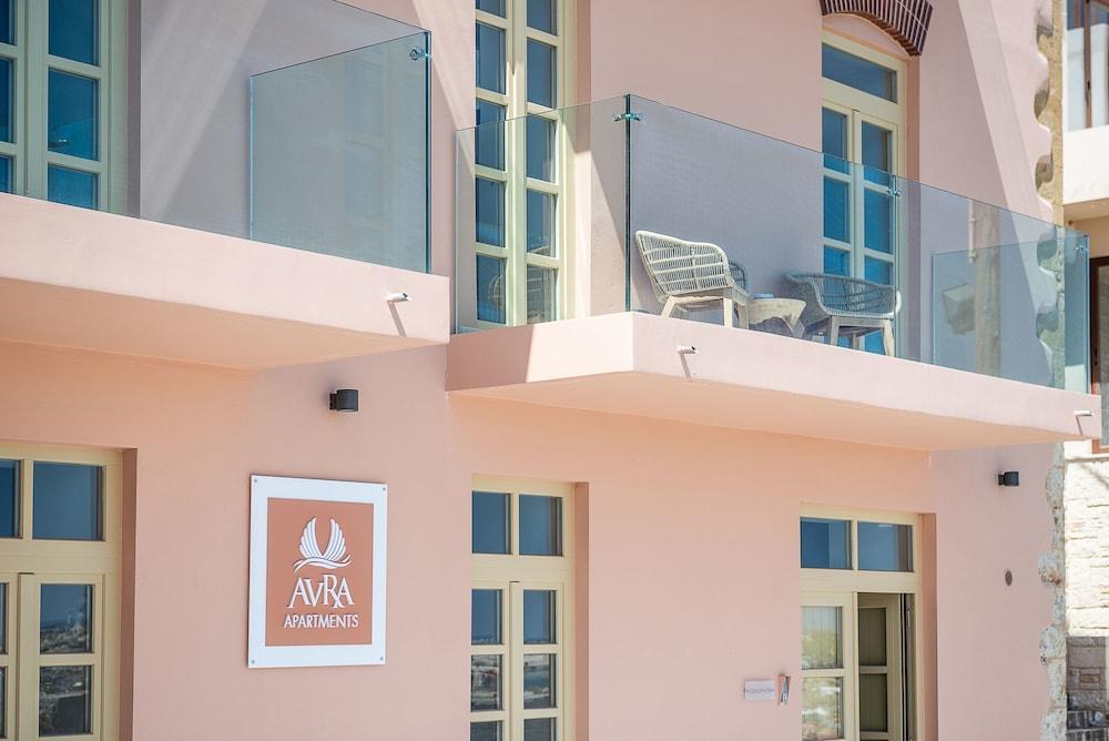 Avra Apartments Kolymbari Harbour Extérieur photo